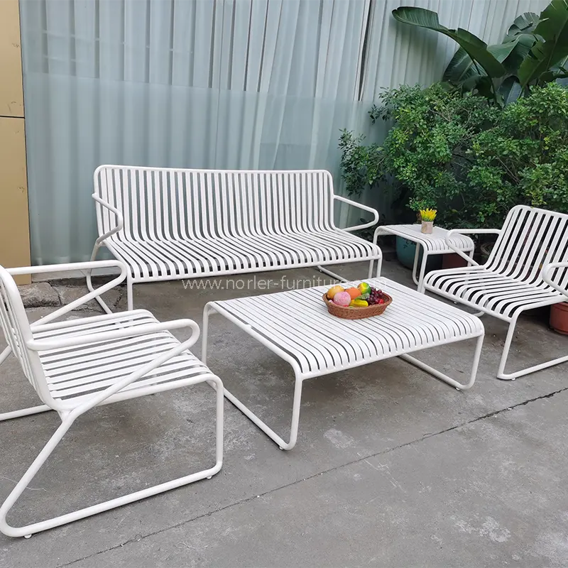 Могат ли външните дивани да бъдат оставени през зимата? Могат ли външните дивани да бъдат оставени през зимата?