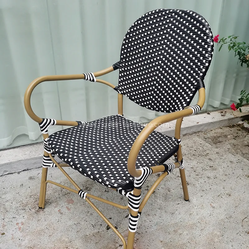 Модерен водоустойчив траен алуминиев PE Rattan Dining Set